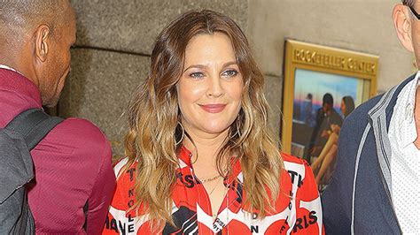 Drew Barrymore Rocks Yellow Swimsuit: Photo – Hollywood Life